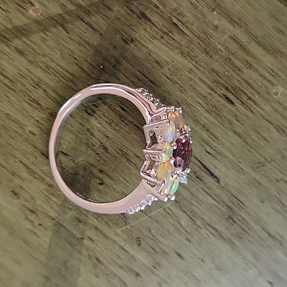 BEAUTIFUL OPAL RING - Picture 6 of 7